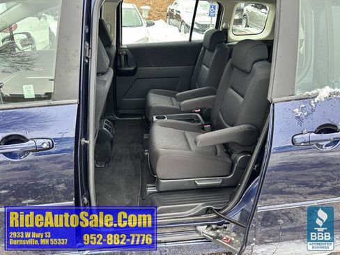 Used 2009 MAZDA MAZDA5 Touring image 11