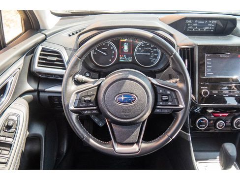 Used 2023 Subaru Forester Premium AWD/4WD image 23