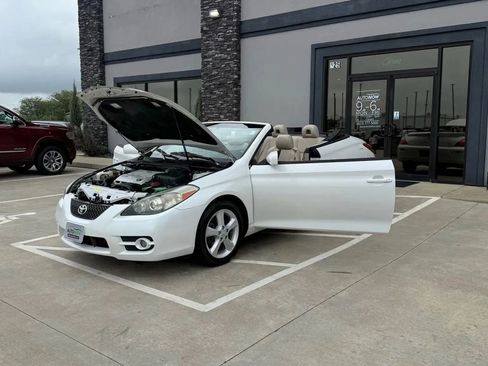Used 2007 Toyota Solara SLE image 23