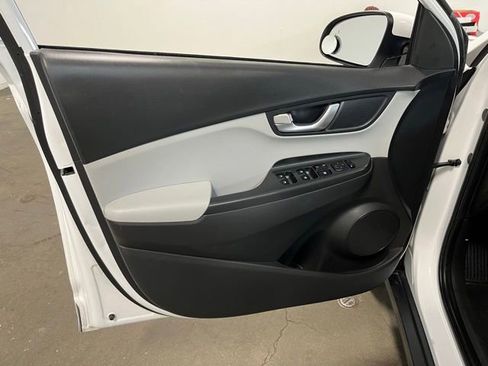 Used 2023 Hyundai Kona SEL w/ Cargo Package FWD image 23