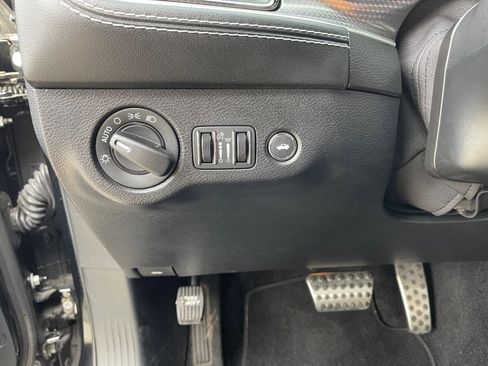 Used 2022 Dodge Challenger SRT Hellcat Redeye image 29