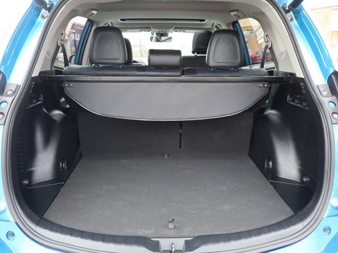 Used 2017 Toyota RAV4 Limited image 11