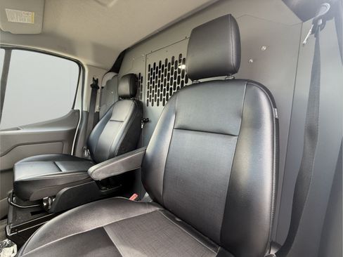 Used 2023 Ford Transit 250 Low Roof RWD image 10