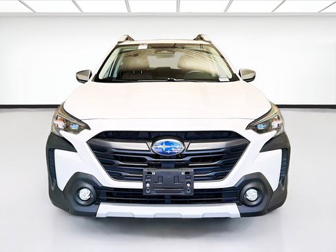 Used 2024 Subaru Outback Touring XT AWD/4WD image 2