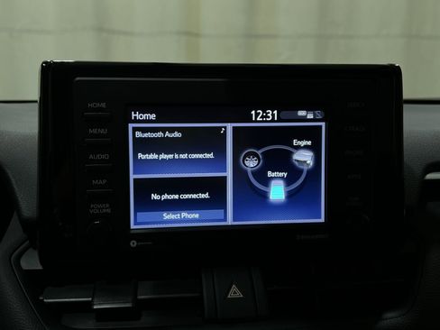 Used 2021 Toyota RAV4 XLE w/ XLE Grade Weather Package AWD/4WD image 31