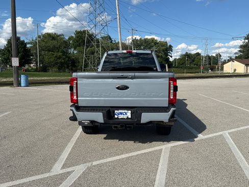 Used 2026 Ford F250 Lariat w/ Black Appearance Package AWD/4WD image 7