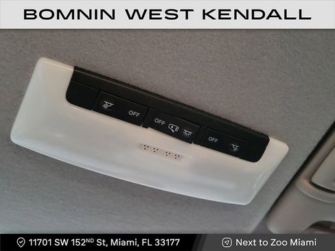 Used 2019 Nissan Kicks SV image 22