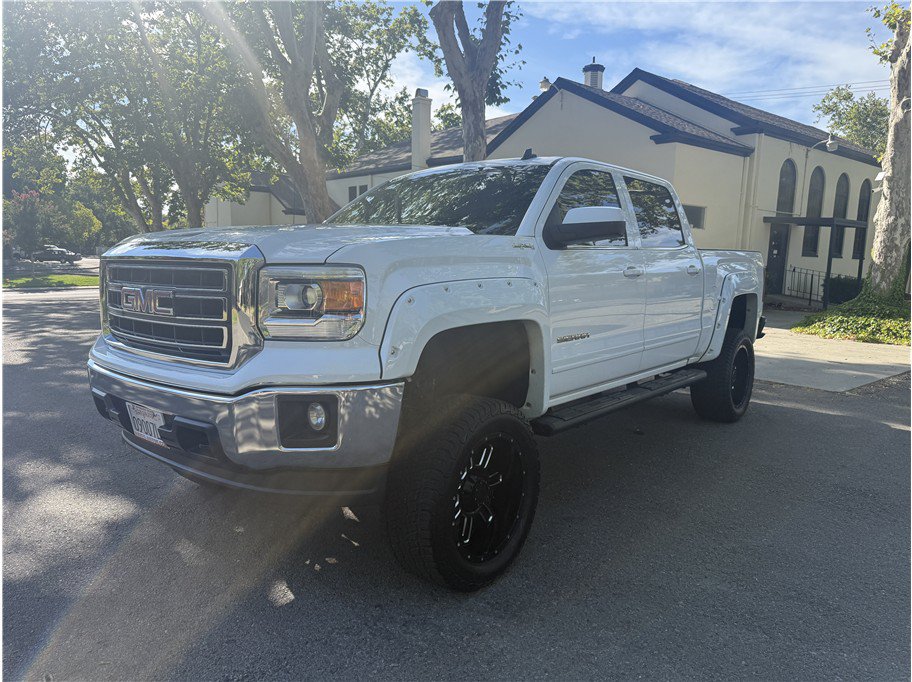 Used 2014 GMC Sierra 1500 SLE w/ SLE Value Package AWD/4WD image 3