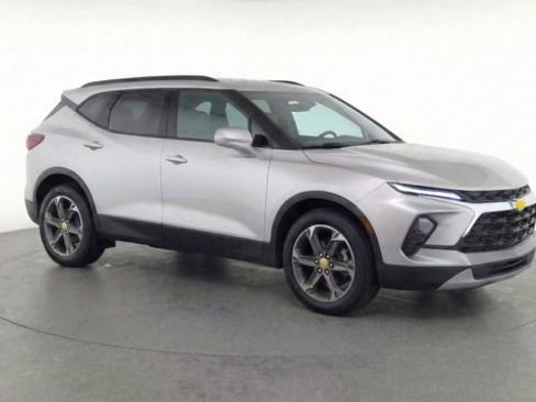 Used 2024 Chevrolet Blazer LT w/ Convenience Package image 15