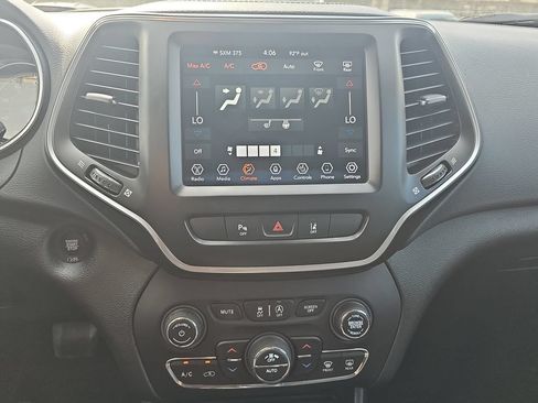 Used 2022 Jeep Cherokee Latitude Lux FWD image 20