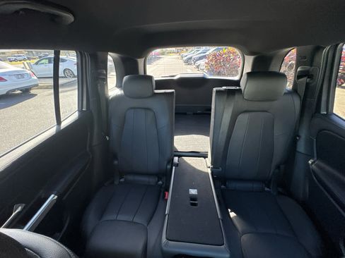Used 2022 Mercedes-Benz GLB 250 4MATIC image 26