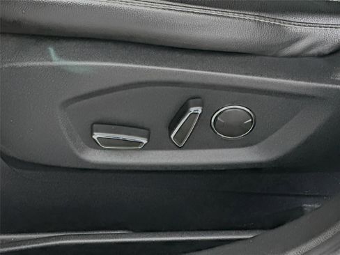 Used 2017 Ford Edge SEL w/ Equipment Group 201A image 20