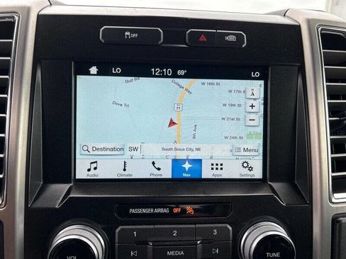 Used 2016 Ford F150 Platinum w/ Equipment Group 701A Luxury image 22