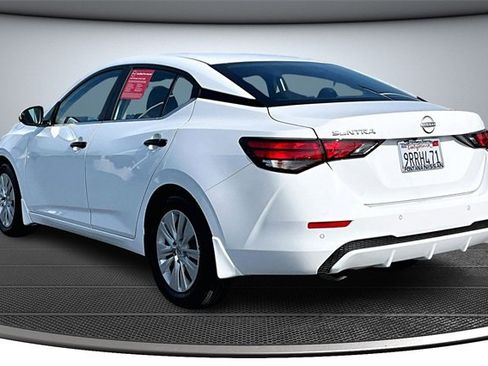 Certified 2025 Nissan Sentra S image 4