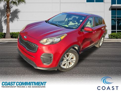 Used 2017 Kia Sportage LX w/ Option Group 012 FWD image 2