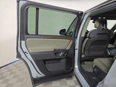 Used 2024 Rivian R1S Adventure image 17