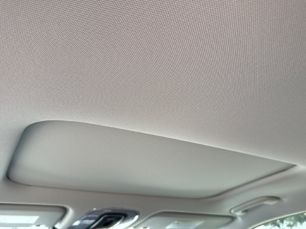 New 2026 Hyundai Kona Limited FWD image 17