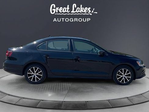 Used 2016 Volkswagen Jetta SE FWD image 6