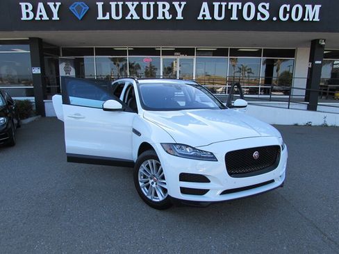 Used 2017 Jaguar F-PACE Prestige AWD/4WD image 39