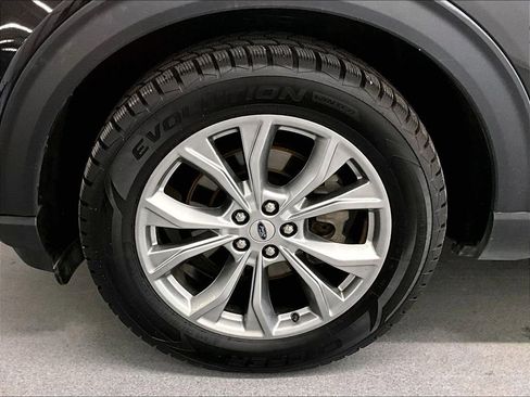 Used 2023 Ford Explorer Limited w/ Limited Technology Package AWD/4WD image 7