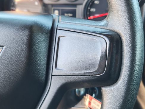 Used 2020 Chevrolet Silverado 2500 Custom w/ Custom Value Package image 32