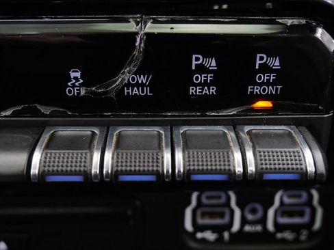Used 2019 RAM 1500 Sport w/ Level 2 Equipment Group AWD/4WD image 30