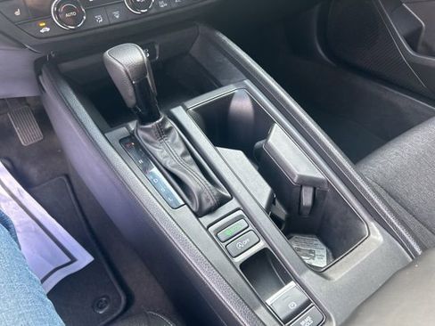 Used 2025 Honda Accord SE image 19