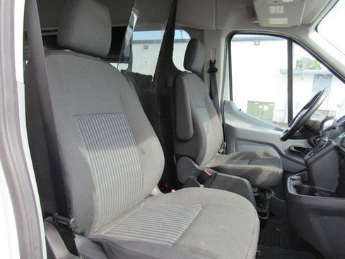 Used 2018 Ford Transit 150 XLT RWD image 15