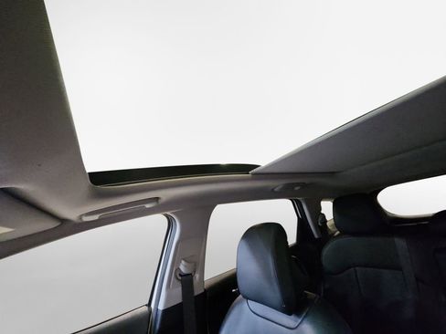 Used 2023 Kia Sportage EX w/ EX Premium Package image 22