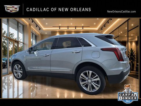 Certified 2023 Cadillac XT5 Premium Luxury w/ Technology Package FWD image 5