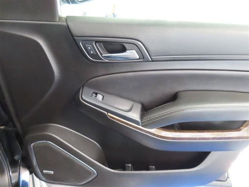 Used 2019 Chevrolet Tahoe LT AWD/4WD image 36