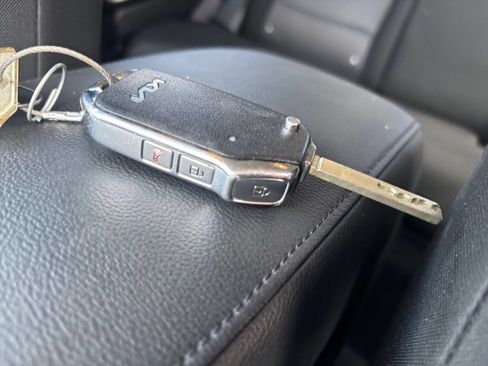 Used 2025 Kia Soul LX w/ LX Technology Package FWD image 21
