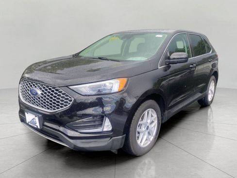 Certified 2024 Ford Edge SEL w/ Convenience Package AWD/4WD image 6