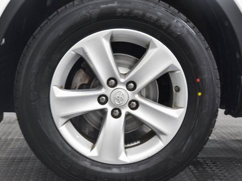Used 2014 Toyota RAV4 XLE image 8
