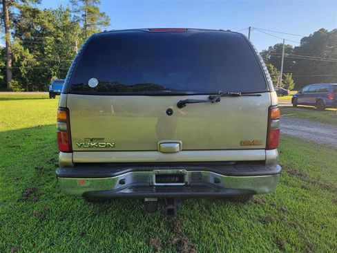 Used 2002 GMC Yukon SLE w/ Off-Road Suspension Pkg image 4