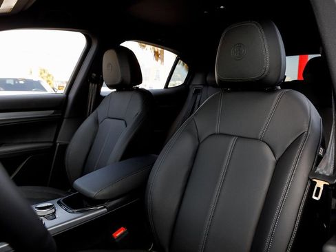 New 2025 Alfa Romeo Stelvio Sprint w/ Convenience Package image 26