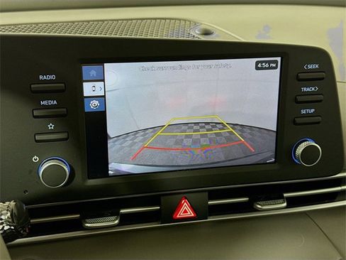 Certified 2025 Hyundai Elantra Sport image 22