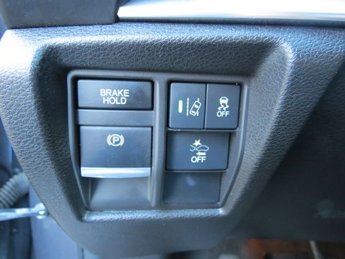 Used 2018 Acura MDX FWD image 17