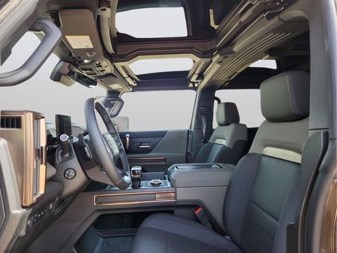New 2025 GMC Hummer EV 2X w/ Extreme Off-Road Package AWD/4WD image 16
