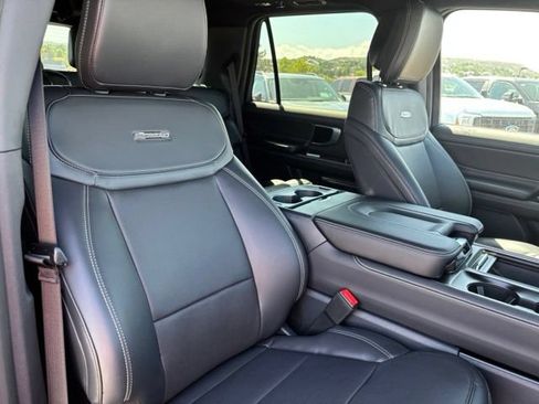 New 2027 Ford Expedition Platinum w/ Stealth Performance Package AWD/4WD image 23
