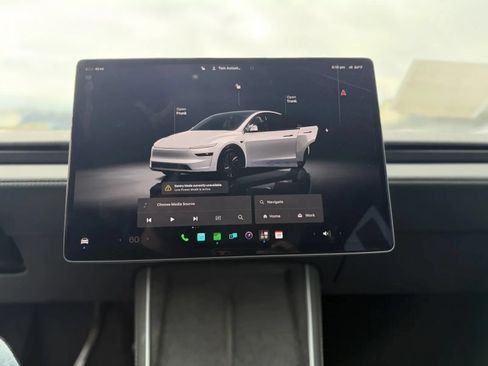 Used 2026 Tesla Model Y Long Range AWD/4WD image 25