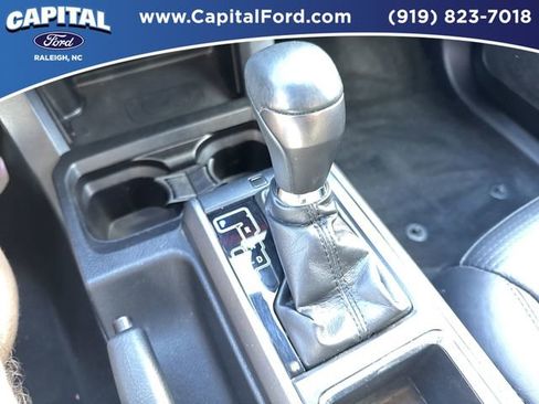 Used 2019 Toyota Tacoma TRD Sport image 30