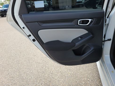 Certified 2025 Honda Civic Sport Touring image 15