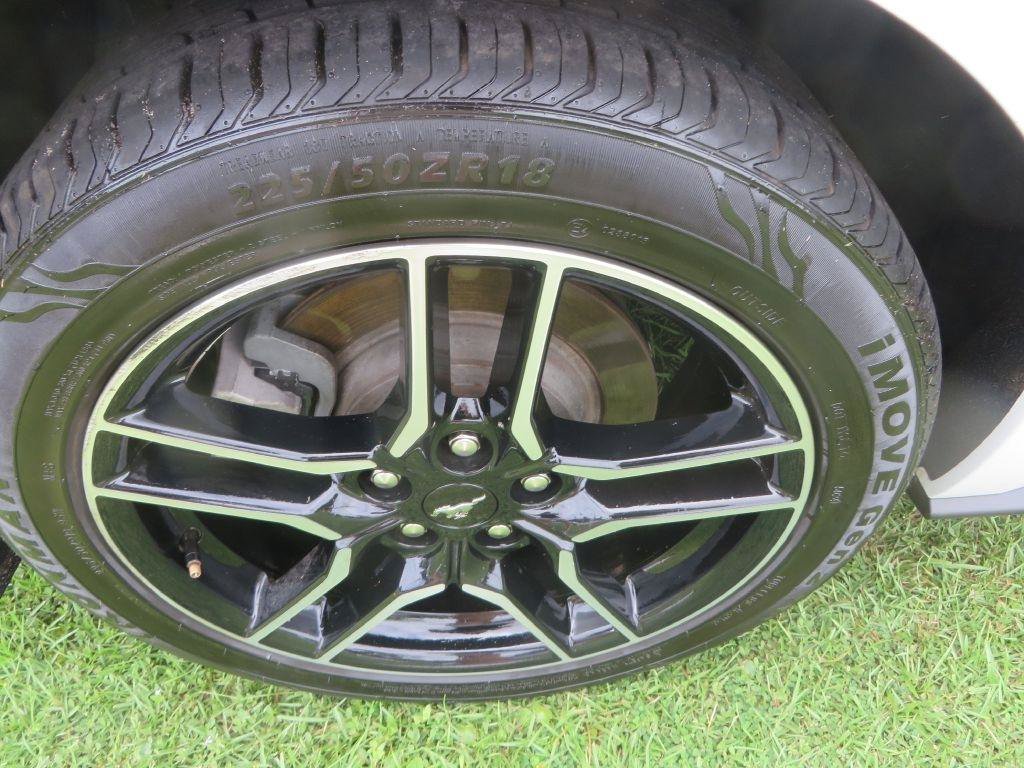 Used 2020 Ford Mustang Premium RWD image 23