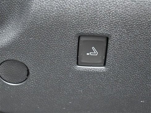 Used 2024 Chevrolet Traverse RS w/ LPO, Floor Liner Package image 30