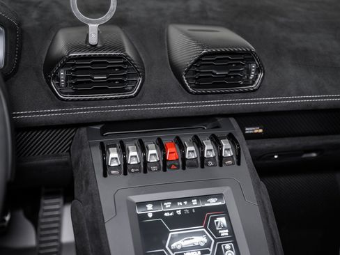 Used 2023 Lamborghini Huracan STO RWD image 27