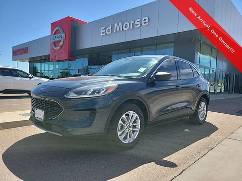 Used 2022 Ford Escape SE w/ Convenience Package image 1