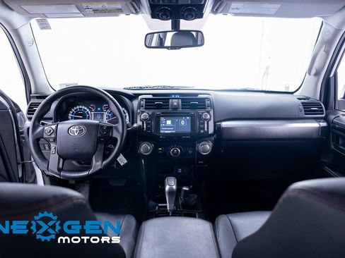 Used 2019 Toyota 4Runner TRD Off-Road Premium AWD/4WD image 7