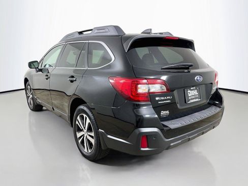 Used 2018 Subaru Outback 2.5i Limited AWD/4WD image 10