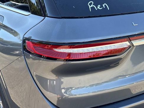 New 2026 Lincoln Corsair Premiere FWD image 11